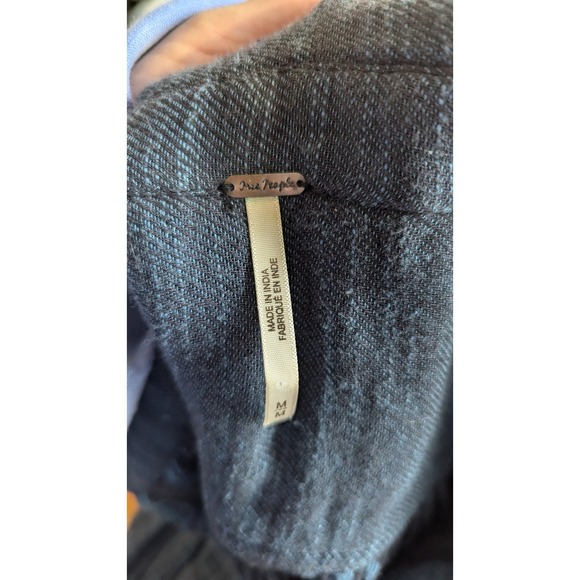 Free People Pleated Tunic Shirt Dark Gray Long Sleeve Button Down Women's M - Picture 8 of 8